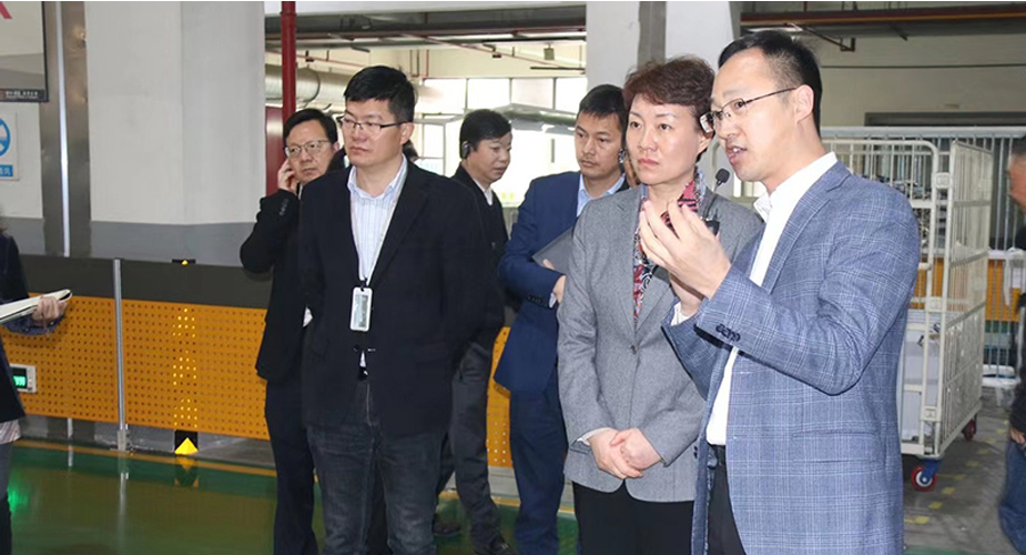 杭州市委副书记、萧山区委书记佟桂莉一行调研威廉希尔电器